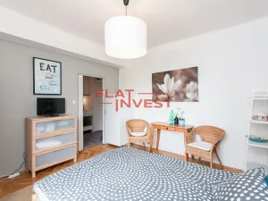Pronájem bytu 1+kk, Praha - Dejvice, Kafkova, 25 m2