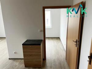 Pronájem bytu 2+kk, Hroznětín, ČSA, 40 m2