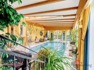 Prodej rodinného domu, Karlovy Vary - Tašovice, Česká, 388 m2