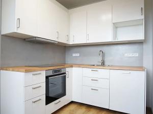 Pronájem bytu 1+1, Zlín, Křiby, 33 m2
