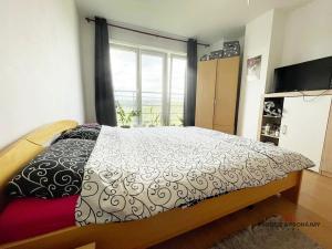 Pronájem bytu 3+kk, Praha - Košíře, Černochova, 97 m2