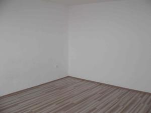 Pronájem bytu 1+kk, Pardubice - Polabiny, kpt. Bartoše, 34 m2