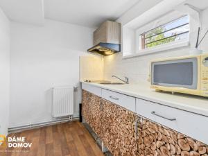 Pronájem bytu 1+kk, Zlín - Prštné, L. Váchy, 26 m2