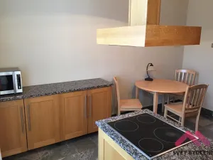 Pronájem bytu 3+1, Praha - Karlín, Sokolovská, 89 m2