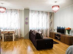 Pronájem bytu 1+kk, Praha - Žižkov, Ke kapslovně, 52 m2