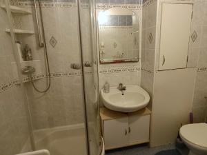 Pronájem bytu 2+1, Otrokovice - Kvítkovice, Hlavní, 62 m2