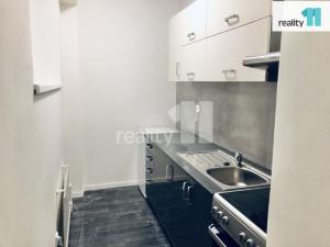 Pronájem bytu 2+kk, Praha - Dejvice, Vostrovská, 42 m2