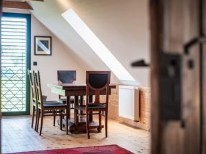 Prodej rodinného domu, Úhlejov, 182 m2