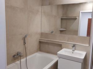 Pronájem bytu 3+1, Praha - Krč, Jánošíkova, 54 m2