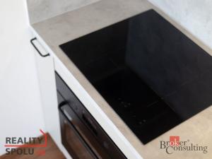 Pronájem bytu 1+kk, Opava - Předměstí, Císařského pluku, 34 m2