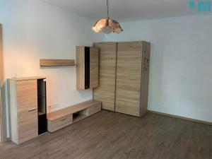 Pronájem bytu 1+1, Žďár nad Sázavou, Neumannova, 36 m2