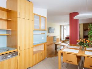Prodej bytu 2+kk, Praha - Stodůlky, Petržílkova, 73 m2