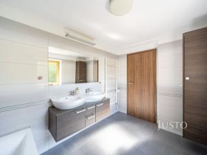 Prodej rodinného domu, České Budějovice - České Budějovice 6, Střížovská, 129 m2