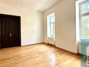 Pronájem bytu 4+1, Kroměříž, 1. máje, 116 m2