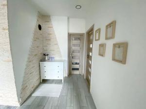 Pronájem bytu 3+kk, Moravany, 63 m2