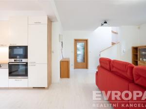 Prodej rodinného domu, Praha - Řeporyje, Dělená, 155 m2