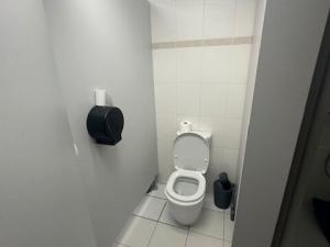 Pronájem obchodního prostoru, Teplice, K. J. Erbena, 100 m2