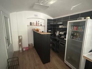 Pronájem obchodního prostoru, Teplice, K. J. Erbena, 100 m2