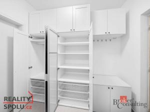 Pronájem bytu 1+kk, Plzeň - Jižní Předměstí, Železná, 36 m2
