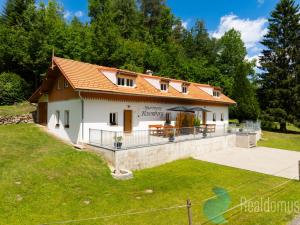 Prodej apartmánu, Rožmberk nad Vltavou, 302 m2