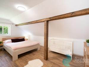 Prodej apartmánu, Rožmberk nad Vltavou, 302 m2