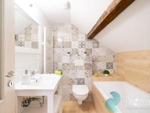 Prodej ubytování, Rožmberk nad Vltavou, 302 m2