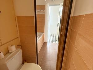 Prodej bytu 2+1, Plzeň, Macháčkova, 64 m2