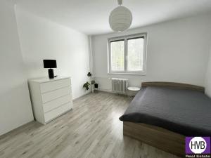 Prodej bytu 3+1, Písek, Preslova, 77 m2
