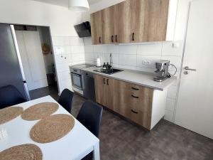 Prodej bytu 3+1, Písek, Preslova, 77 m2