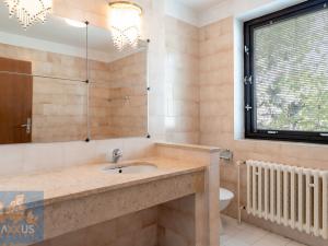 Pronájem kanceláře, Praha - Lhotka, Na dlouhé mezi, 436 m2