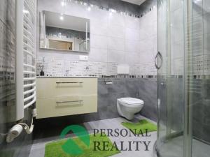 Prodej bytu 1+1, Karlovy Vary, Svahová, 64 m2