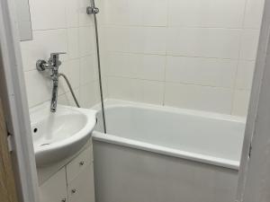 Pronájem bytu 2+1, Bruntál, Jesenická, 55 m2