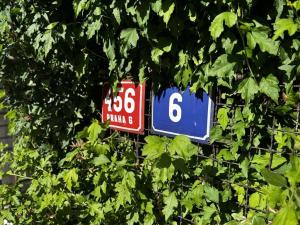 Pronájem bytu 1+1, Praha - Liboc, Ke Džbánu, 37 m2