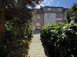 Pronájem bytu 1+1, Praha - Liboc, Ke Džbánu, 37 m2