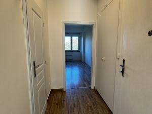 Pronájem bytu 1+1, Praha - Liboc, Ke Džbánu, 37 m2