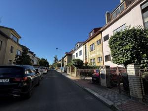 Pronájem bytu 1+1, Praha - Liboc, Ke Džbánu, 37 m2