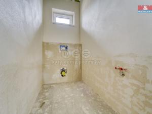 Prodej rodinného domu, Lužany, 144 m2