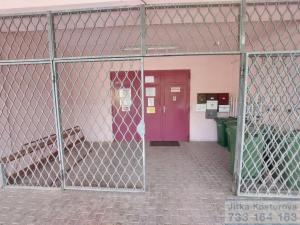 Pronájem skladu, Krnov - Pod Bezručovým vrchem, Albrechtická, 600 m2