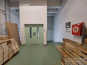 Pronájem skladu, Krnov - Pod Bezručovým vrchem, Albrechtická, 600 m2