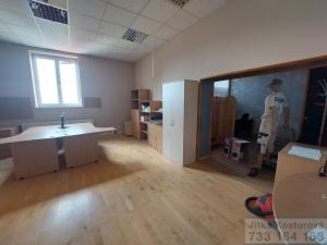 Pronájem skladu, Krnov - Pod Bezručovým vrchem, Albrechtická, 600 m2