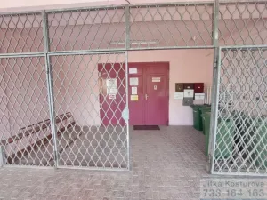 Pronájem skladu, Krnov - Pod Bezručovým vrchem, Albrechtická, 100 m2