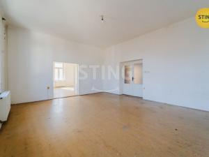 Prodej bytu 4+1, Opava, Krnovská, 170 m2