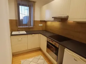Pronájem bytu 1+kk, Říčany, Sedláčkova, 30 m2