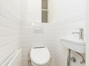 Pronájem bytu 3+1, Praha - Dejvice, Kafkova, 102 m2