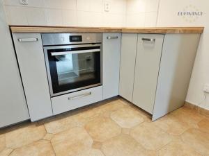 Pronájem bytu 2+1, Chvatěruby, 52 m2