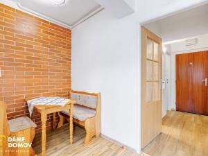 Prodej bytu 1+1, Zlín - Mladcová, Mokrá II, 36 m2