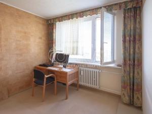 Prodej bytu 3+1, Praha - Kobylisy, Rajmonova, 65 m2