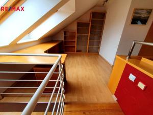 Pronájem bytu 3+kk, Praha, Kašparovo náměstí, 80 m2