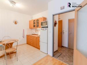 Pronájem bytu 2+kk, Jihlava, Zátopkova, 48 m2
