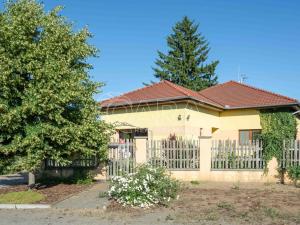 Prodej rodinného domu, Libiš, Polní, 148 m2